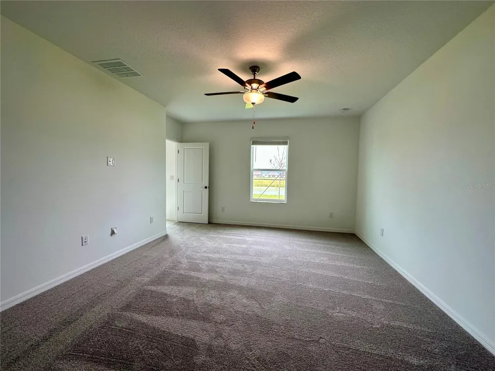 11131 RADIANT SHORE LOOP San Antonio, FL 33576