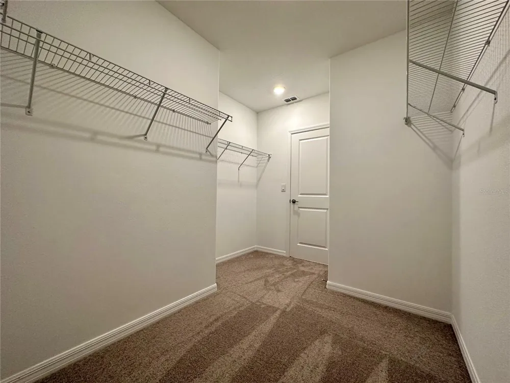 11131 RADIANT SHORE LOOP San Antonio, FL 33576