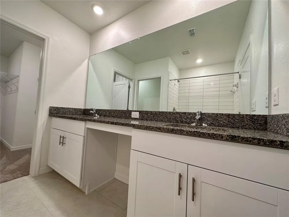 11131 RADIANT SHORE LOOP San Antonio, FL 33576