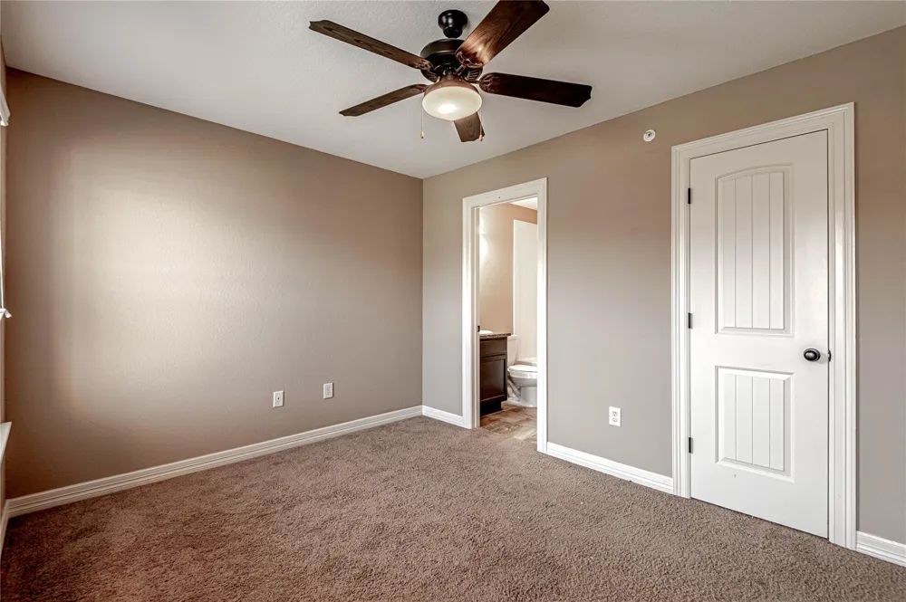 2002 20th Street #603 Huntsville, TX 77340