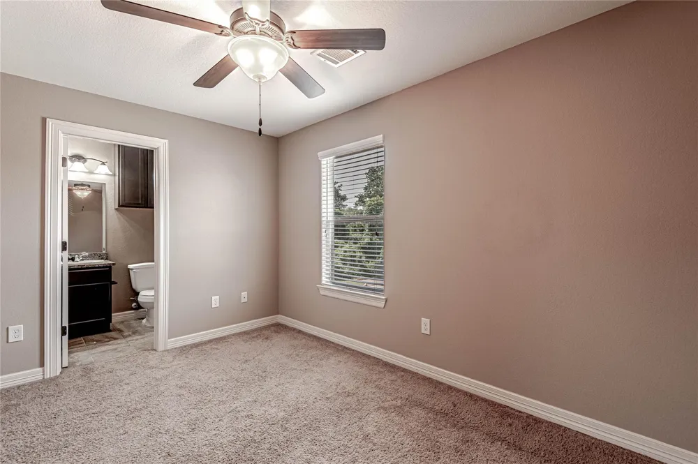 2002 20th Street #603 Huntsville, TX 77340