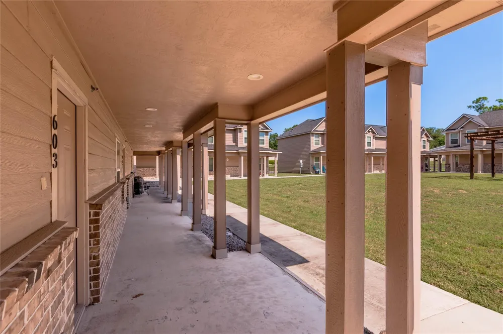 2002 20th Street #603 Huntsville, TX 77340