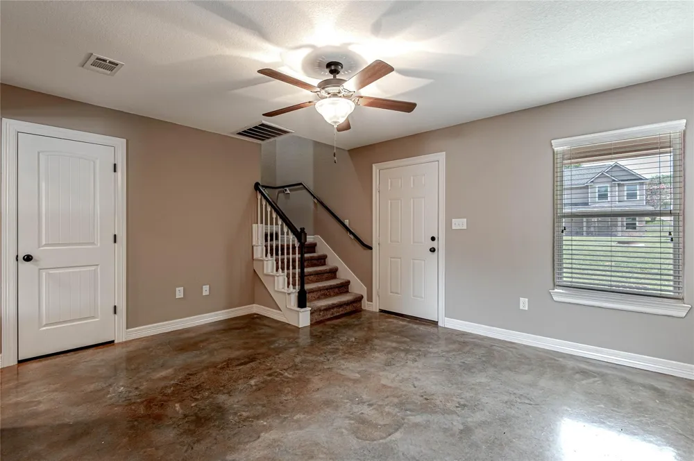 2002 20th Street #603 Huntsville, TX 77340
