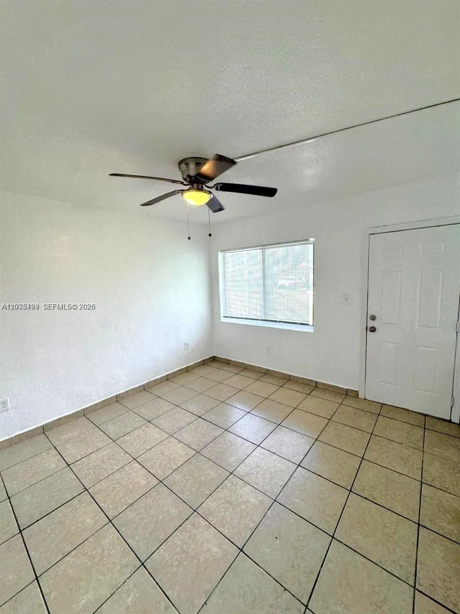 420 NW 10th St #7 Miami, FL 33136