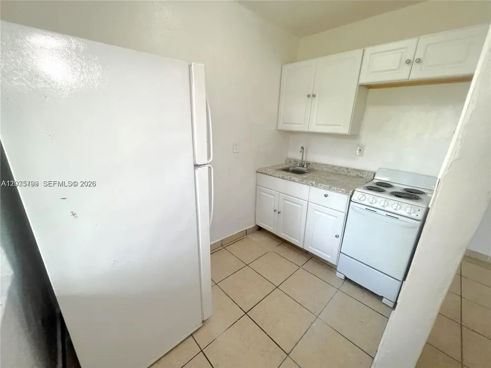 420 NW 10th St #7 Miami, FL 33136