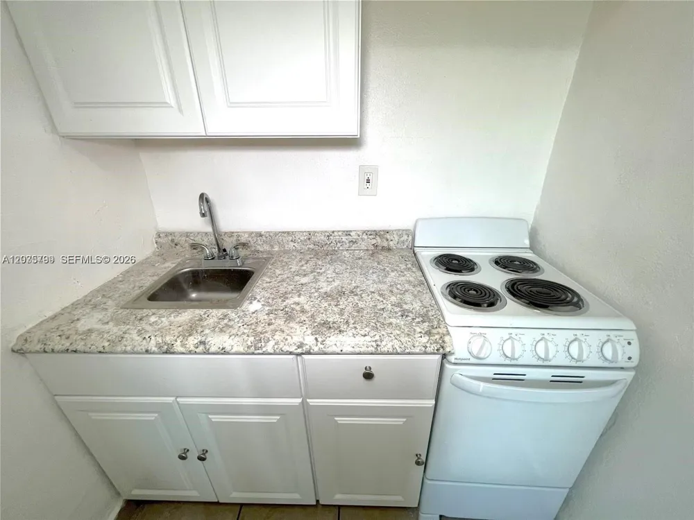 420 NW 10th St #7 Miami, FL 33136