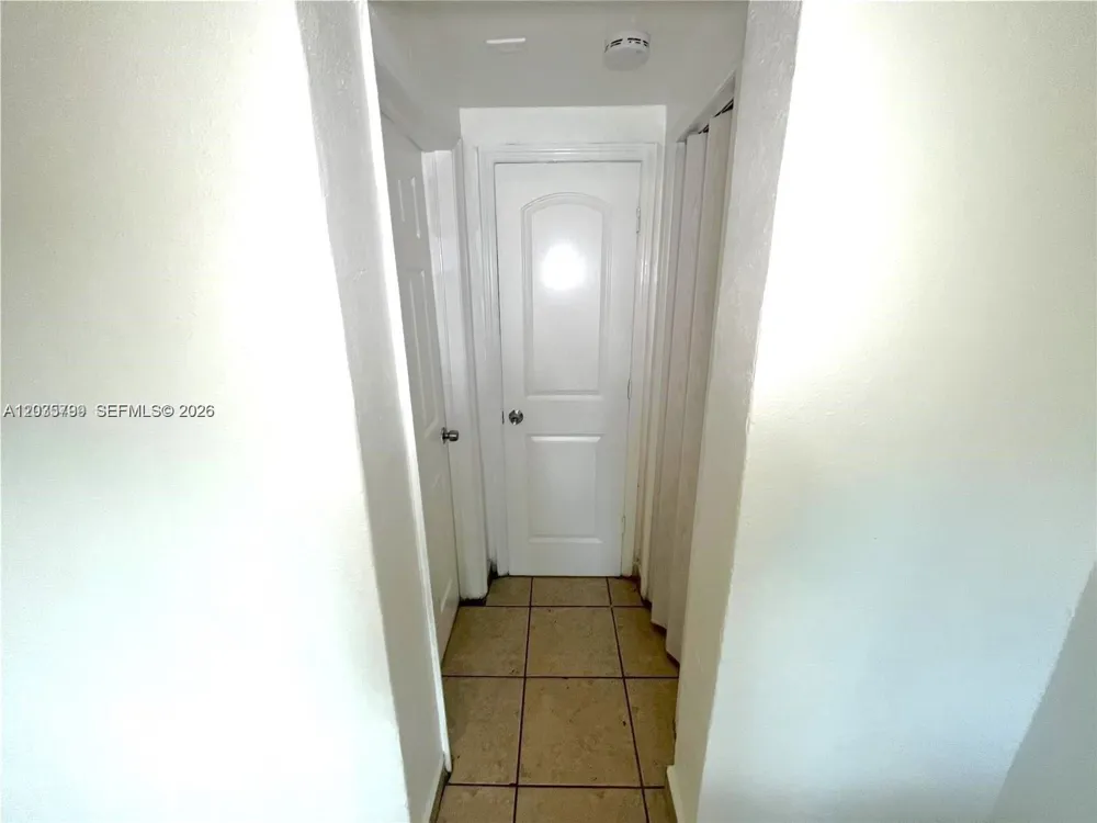420 NW 10th St #7 Miami, FL 33136