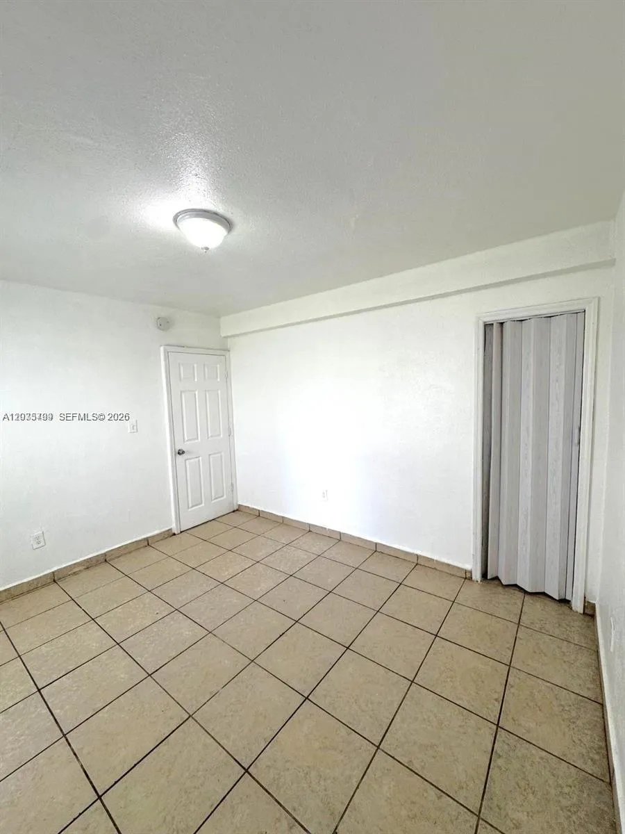 420 NW 10th St #7 Miami, FL 33136