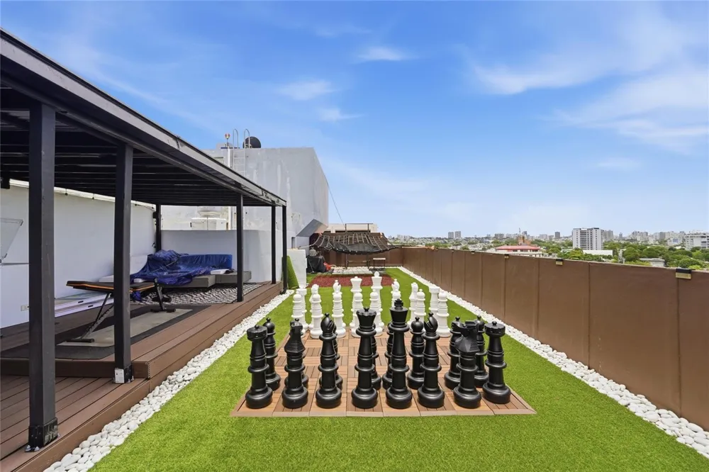 INGA 1 COSTAMAR CONDOMINIUM #PH San Juan, PR 00913