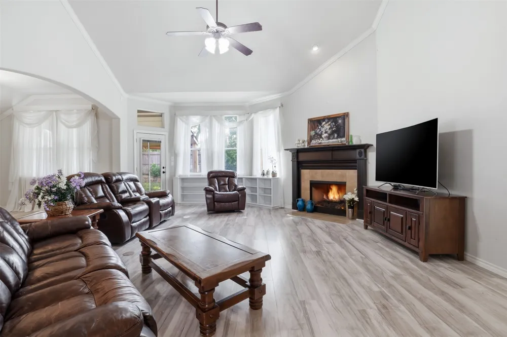 410 Charlie Way Weatherford, TX 76087