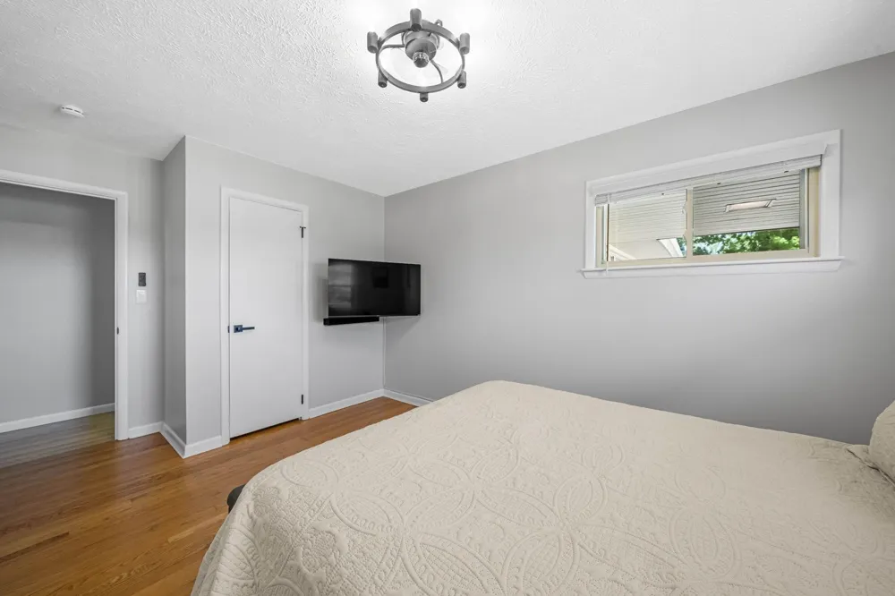 7344 S West Bayshore Drive Bingham Township, MI 49684