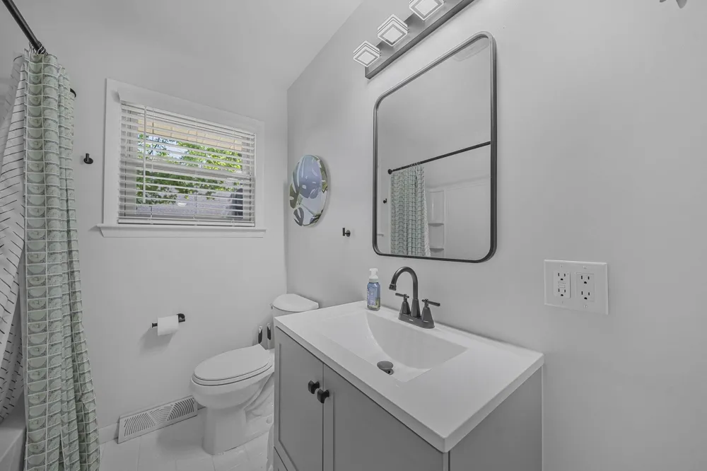 7344 S West Bayshore Drive Bingham Township, MI 49684