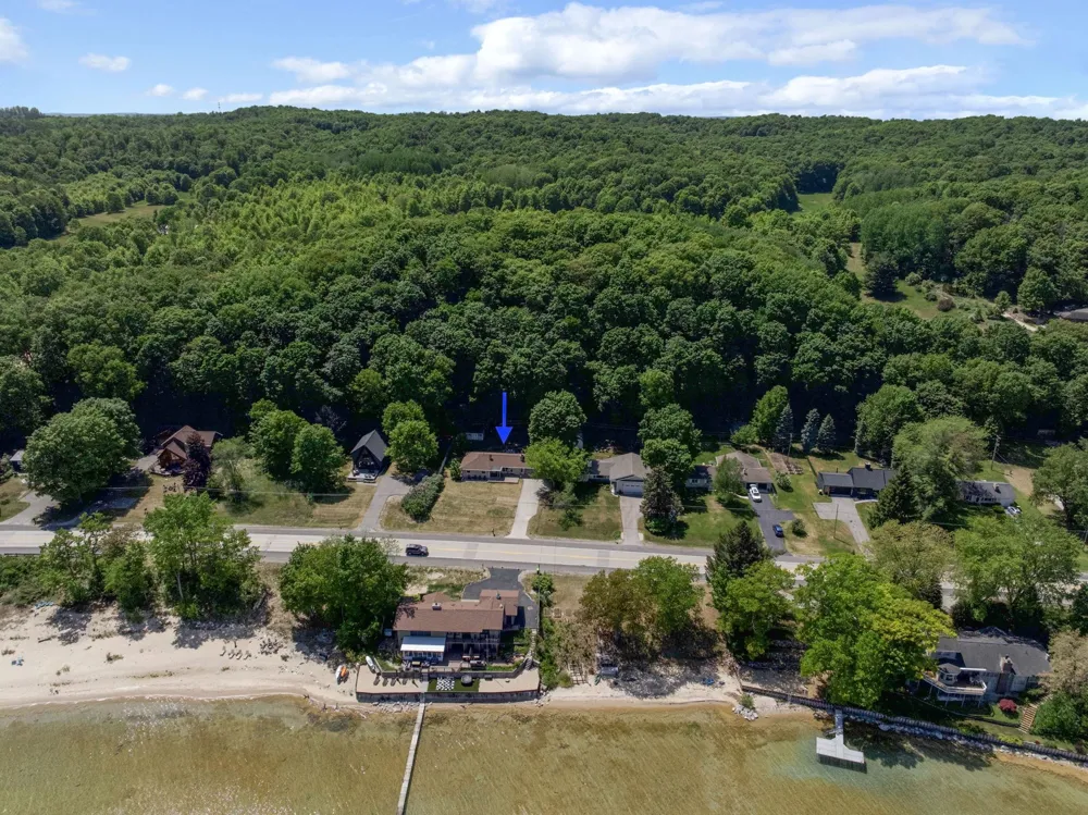7344 S West Bayshore Drive Bingham Township, MI 49684