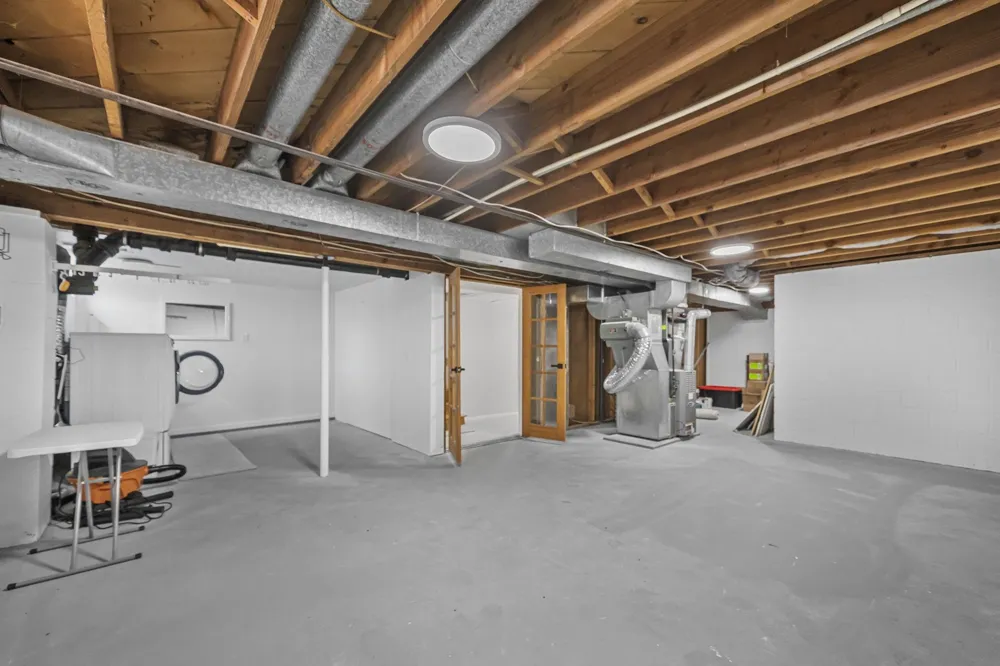7344 S West Bayshore Drive Bingham Township, MI 49684