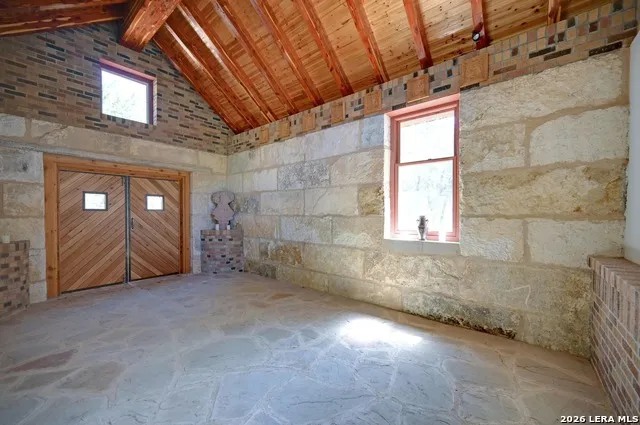 324 E HEADWATERS RANCH RD Kendalia, TX 78027