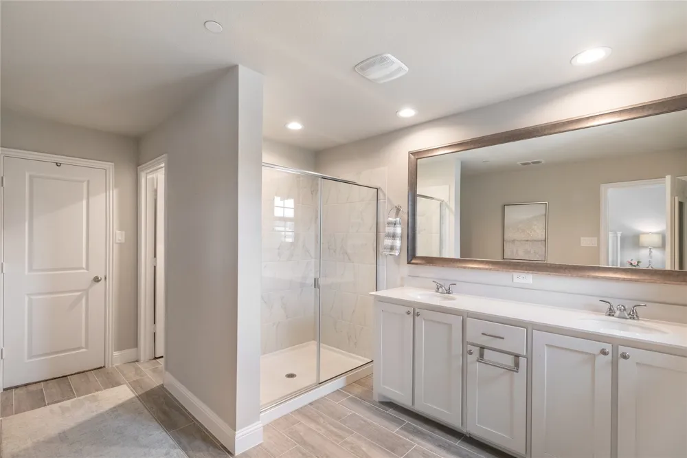 5948 Bursey Road Watauga, TX 76148