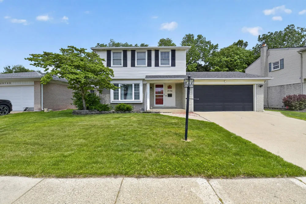 25186 Anna Street Taylor, MI 48180
