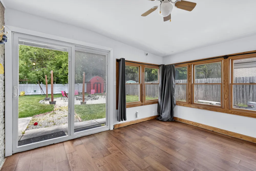 25186 Anna Street Taylor, MI 48180