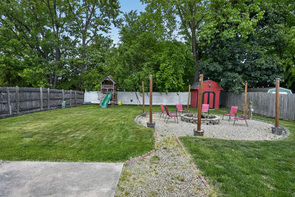 25186 Anna Street Taylor, MI 48180