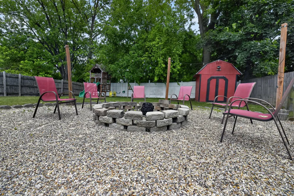 25186 Anna Street Taylor, MI 48180