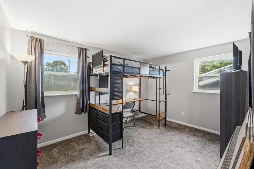 5636 Juniper Drive Jackson, MI 49201