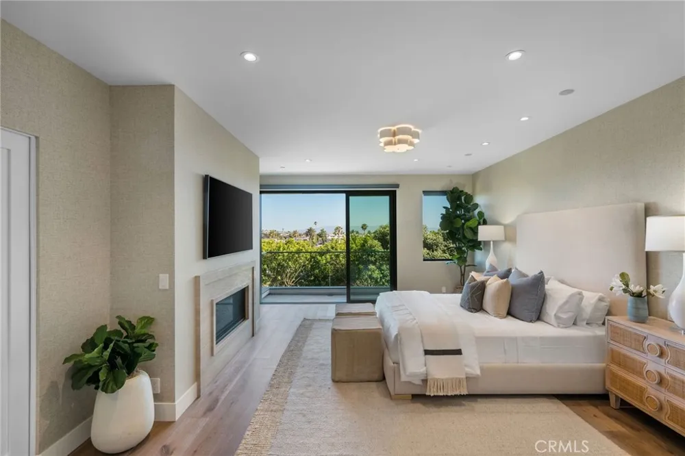 457 26th Street Manhattan Beach, CA 90266