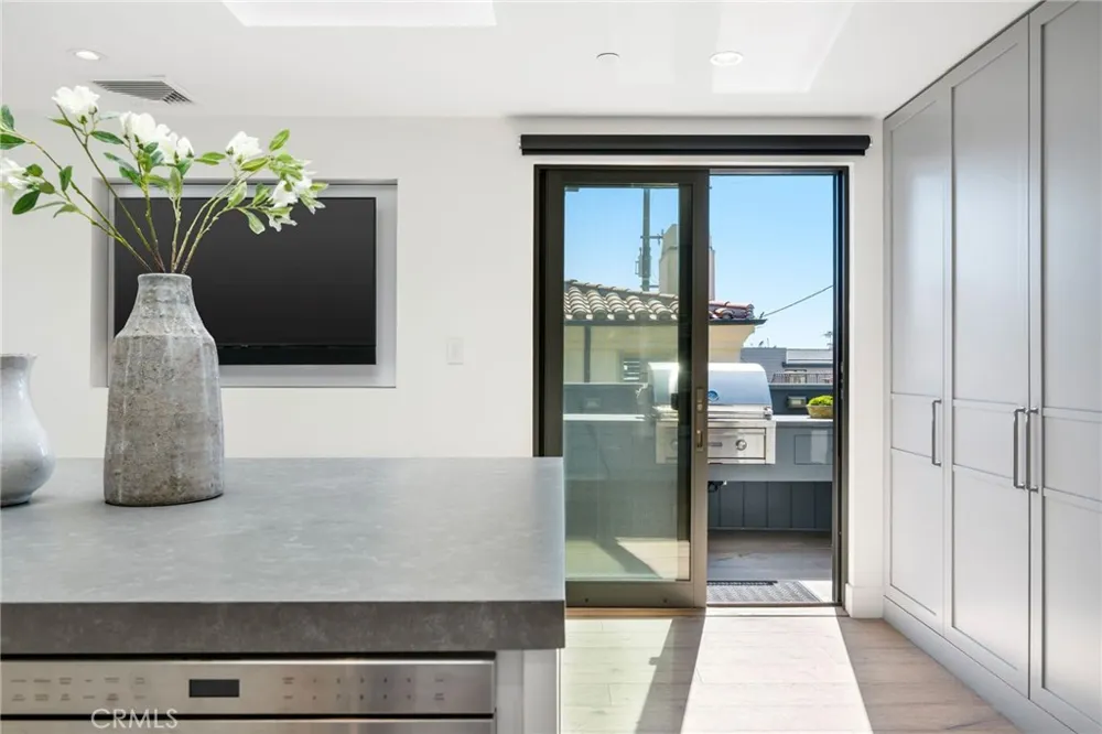457 26th Street Manhattan Beach, CA 90266