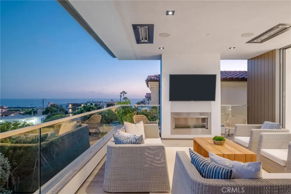 457 26th Street Manhattan Beach, CA 90266