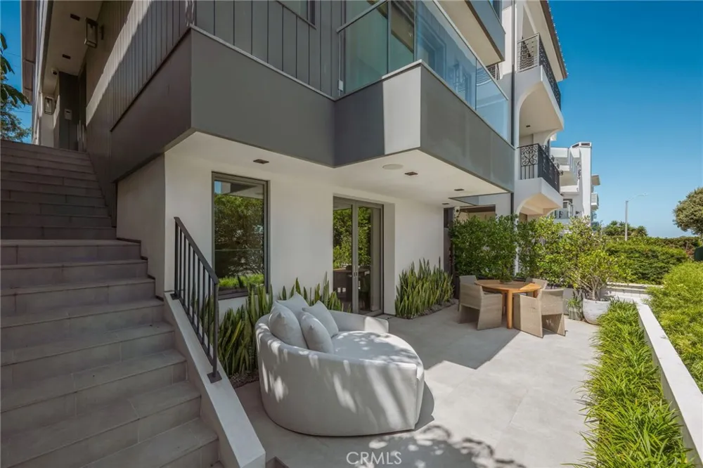 457 26th Street Manhattan Beach, CA 90266