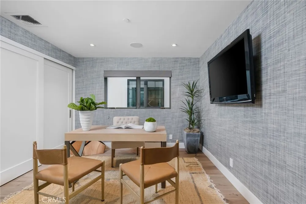 457 26th Street Manhattan Beach, CA 90266