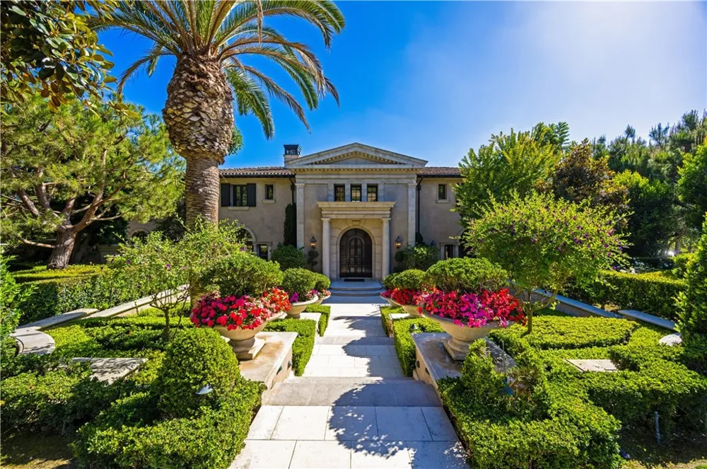 23 Pelican Vista Dr Newport Coast, CA 92657