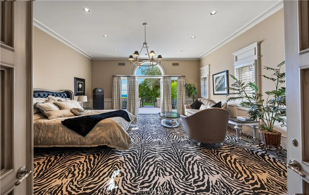 23 Pelican Vista Dr Newport Coast, CA 92657