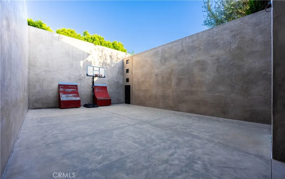 23 Pelican Vista Dr Newport Coast, CA 92657