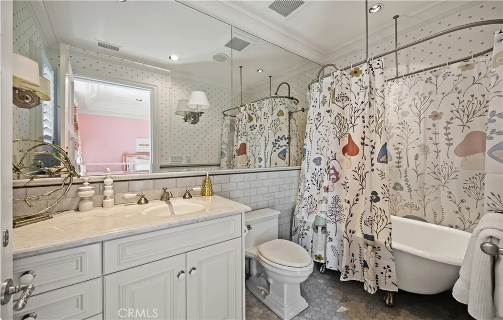 23 Pelican Vista Dr Newport Coast, CA 92657