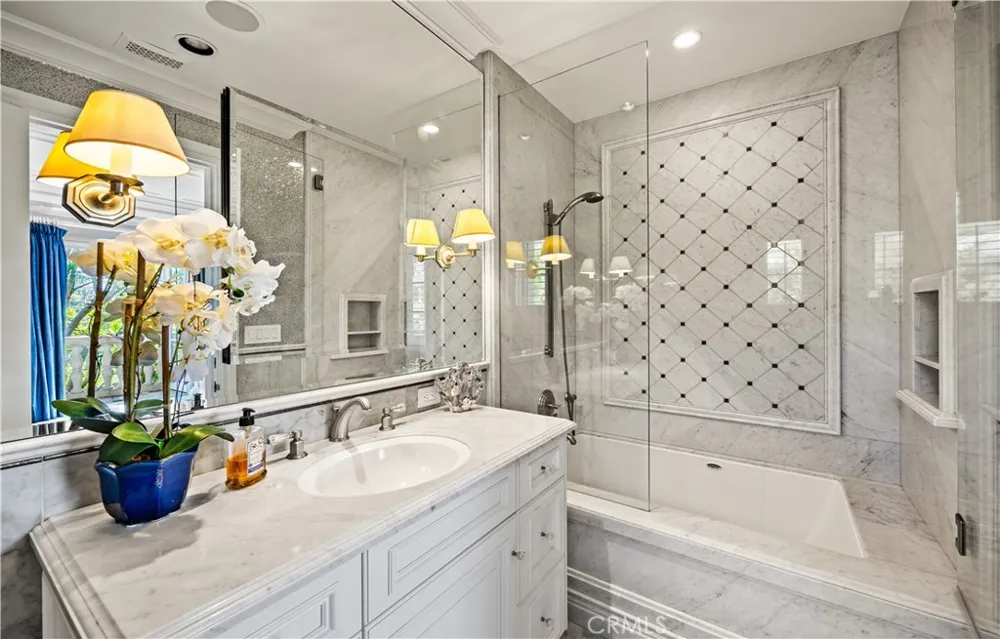 23 Pelican Vista Dr Newport Coast, CA 92657