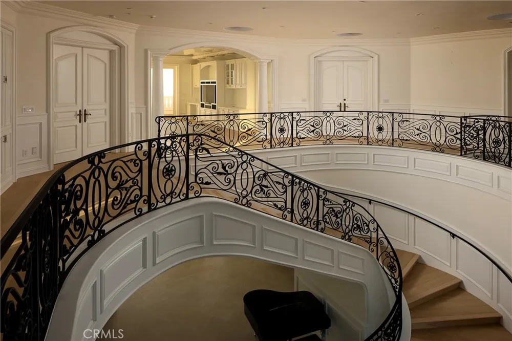 71 Ritz Cove Dana Point, CA 92629
