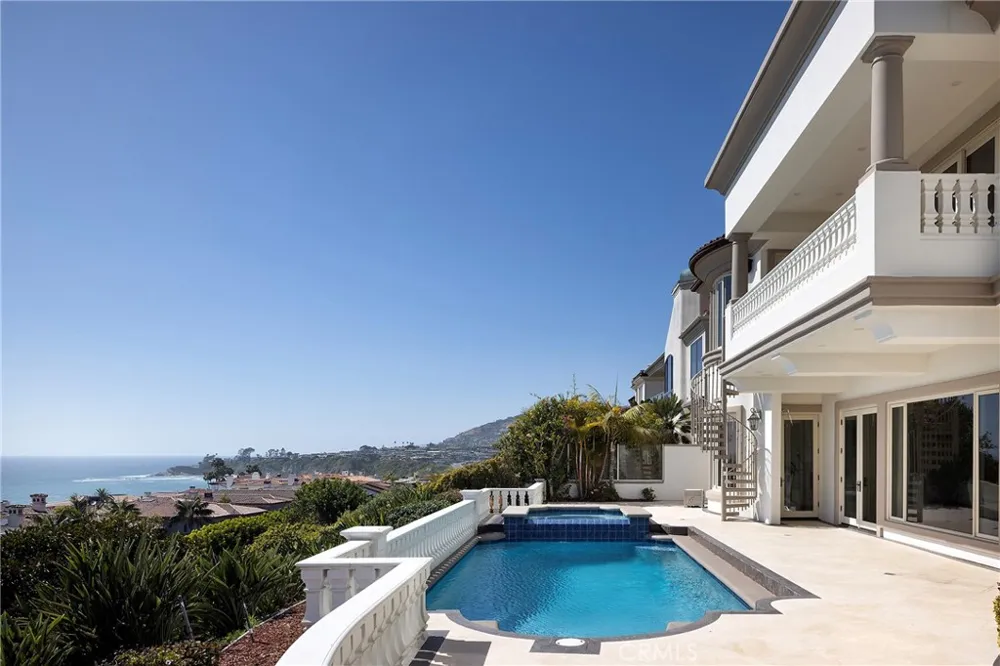 71 Ritz Cove Dana Point, CA 92629