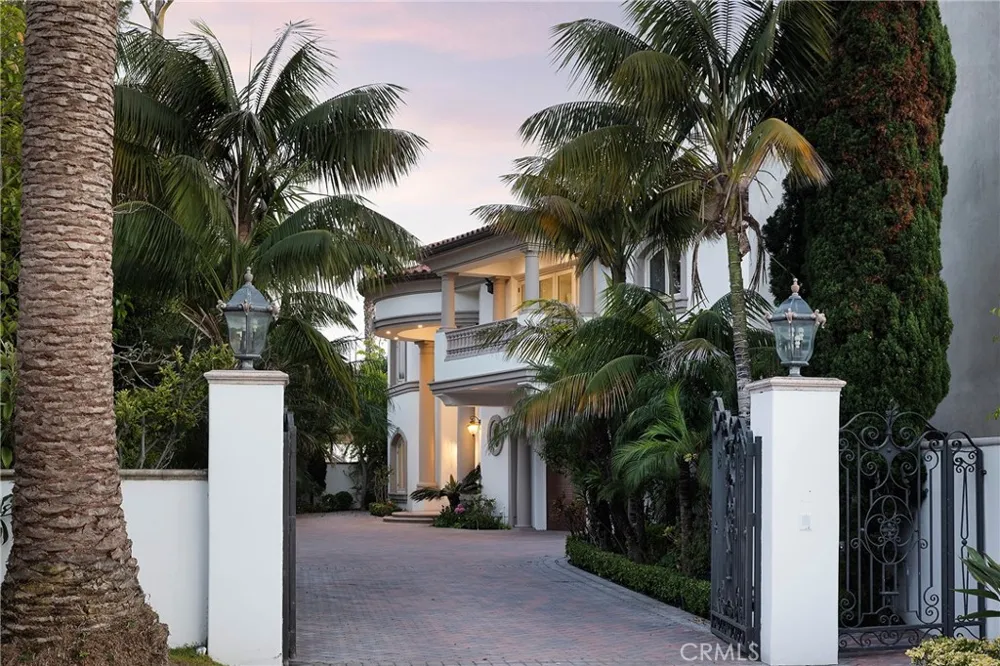 71 Ritz Cove Dana Point, CA 92629