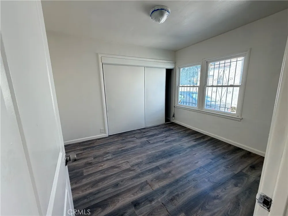 1249 W 90th Place Los Angeles, CA 90044