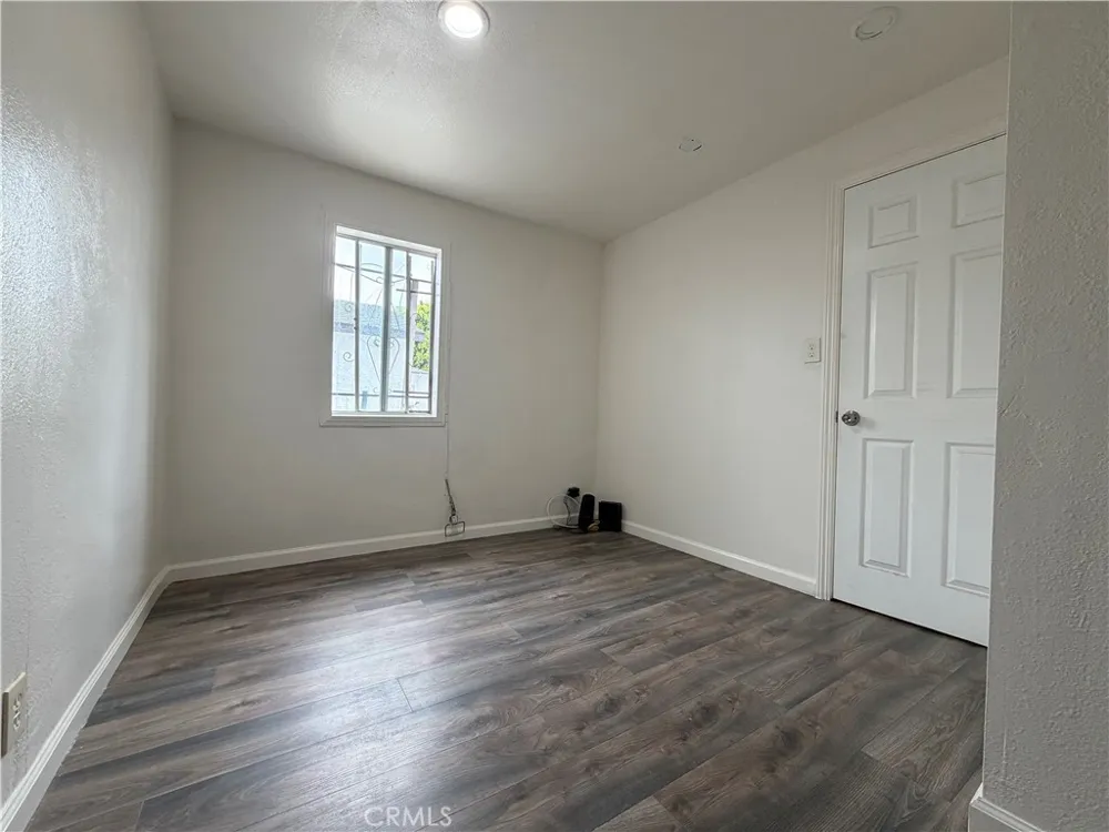 1249 W 90th Place Los Angeles, CA 90044
