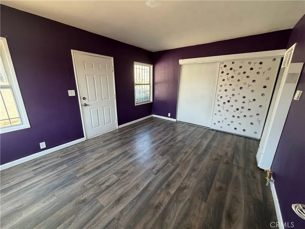 1249 W 90th Place Los Angeles, CA 90044