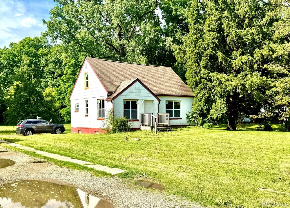 5388 Davison Road Elba Township, MI 48446