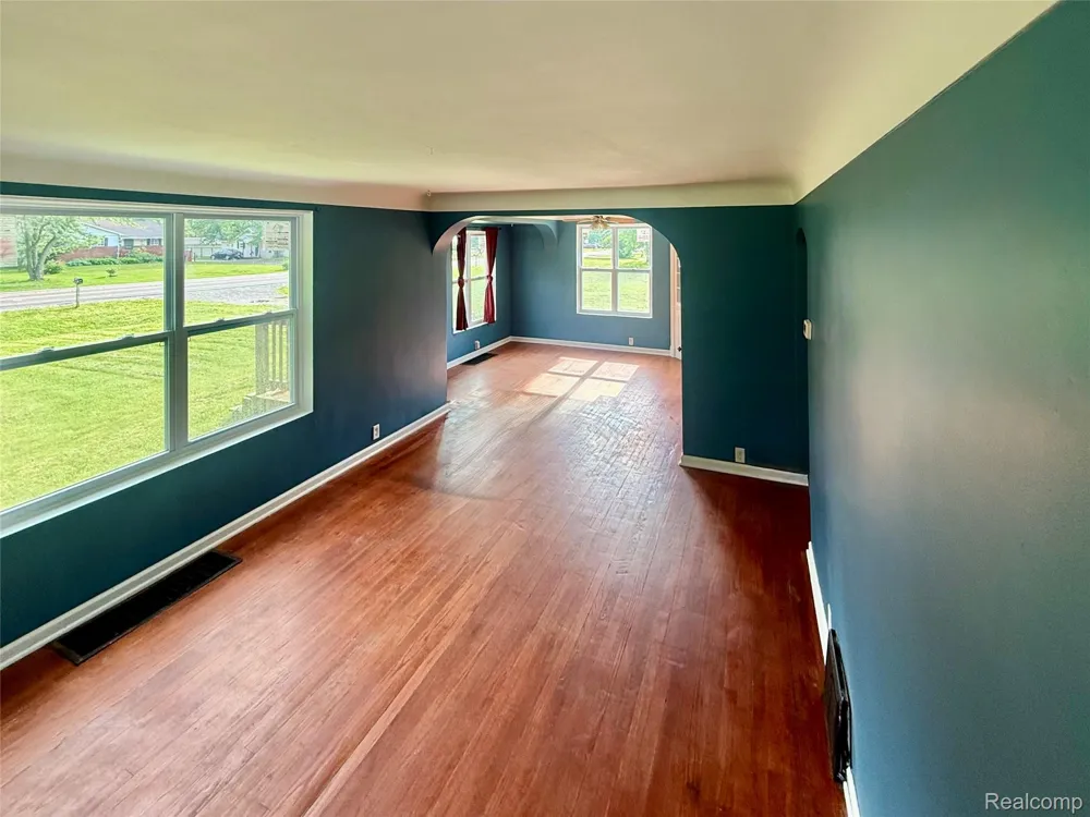 5388 Davison Road Elba Township, MI 48446