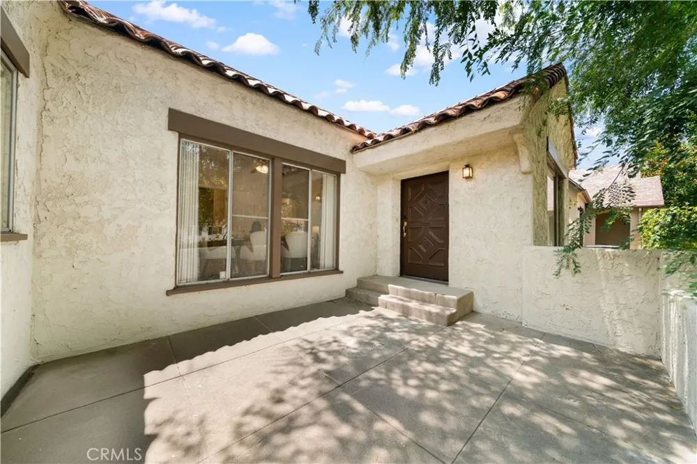 1953 S Los Robles San Marino, CA 91108