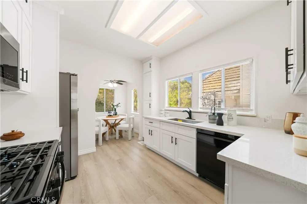 1953 S Los Robles San Marino, CA 91108