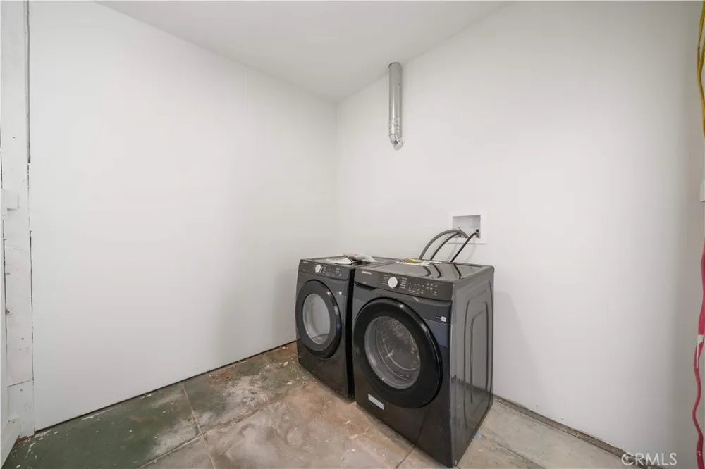 1953 S Los Robles San Marino, CA 91108