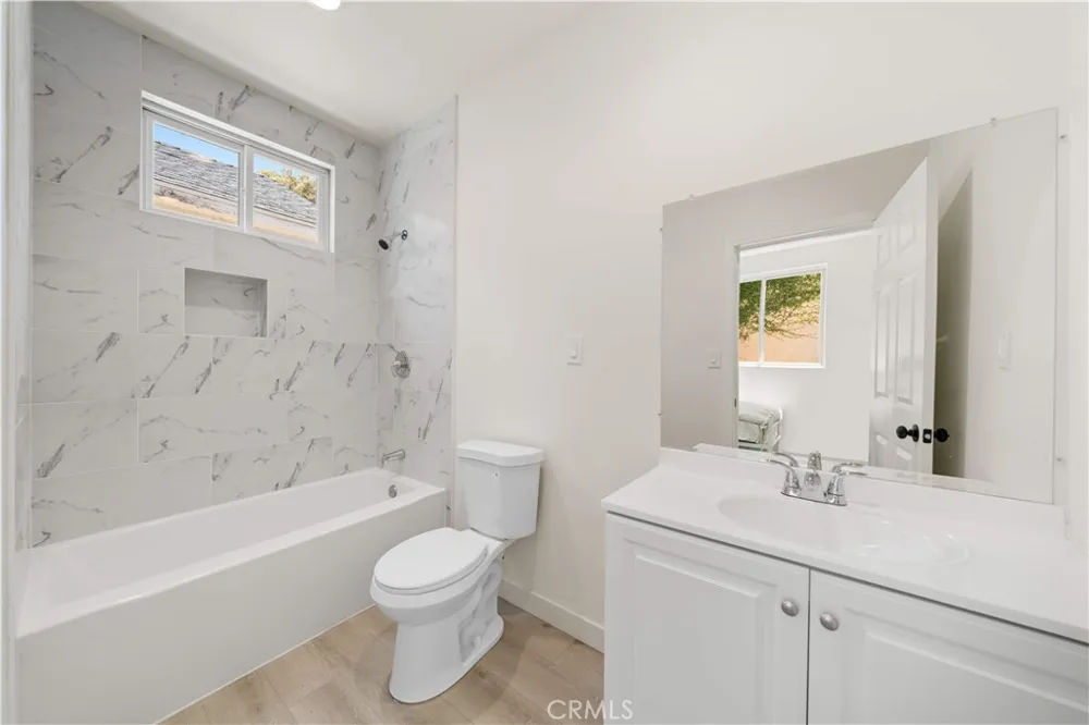 1953 S Los Robles San Marino, CA 91108