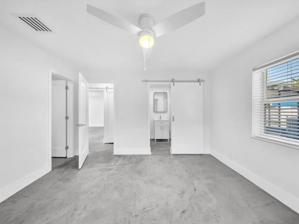 1721 16th Court Hollywood, FL 33020