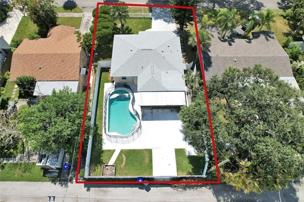 1721 16th Court Hollywood, FL 33020
