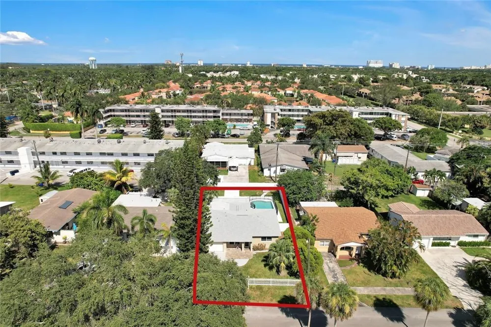 1721 16th Court Hollywood, FL 33020